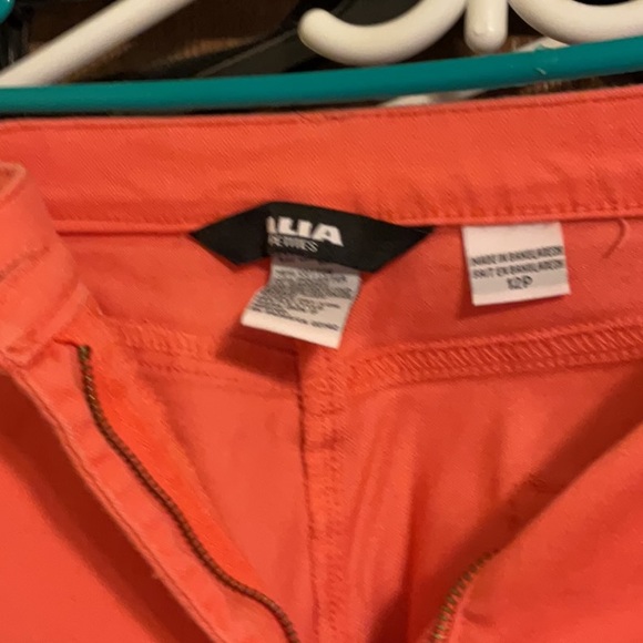 Ladies coral jeans size 12P EXCELLENT CONDITION - Picture 2 of 3